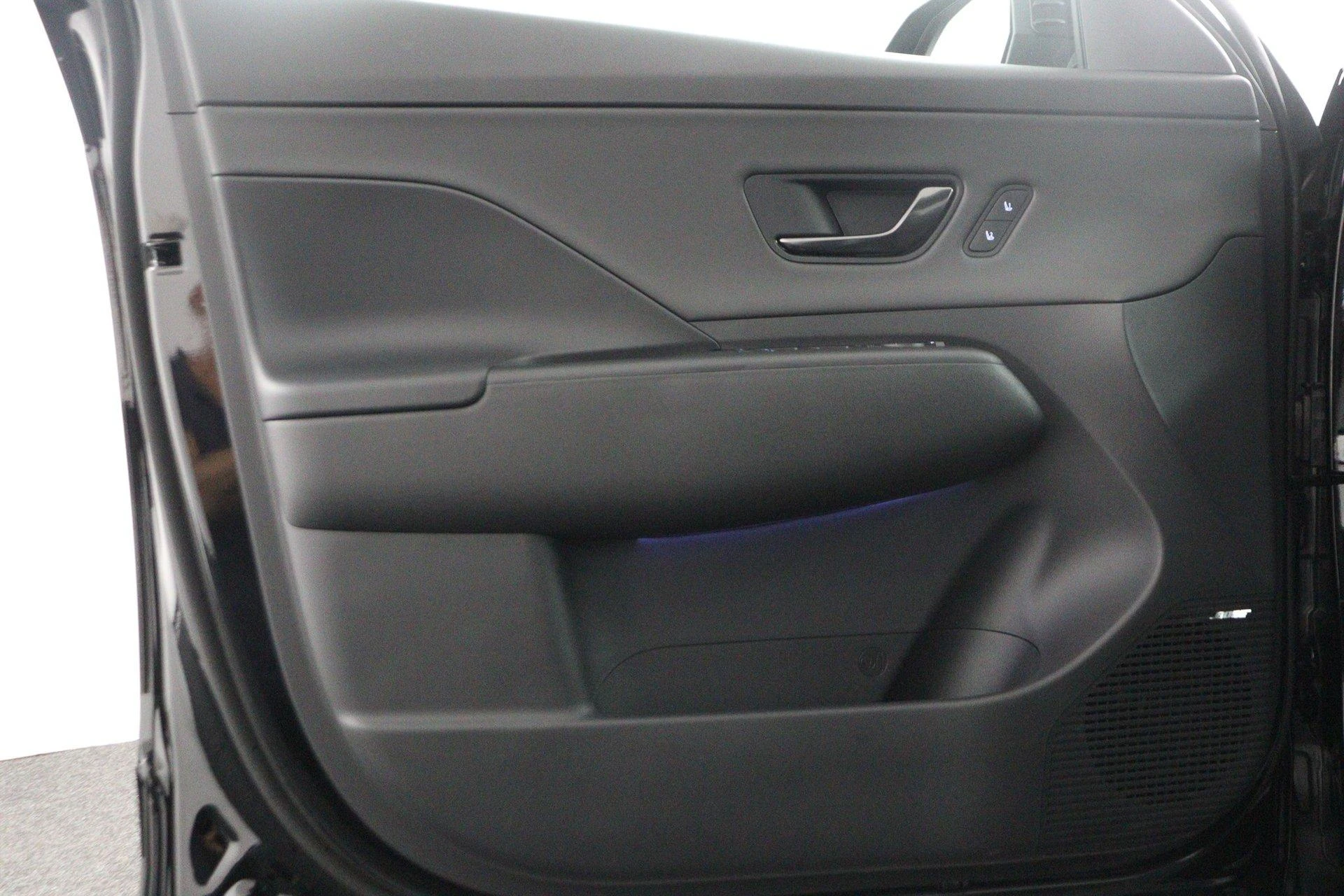 Hyundai-Kona-image-44