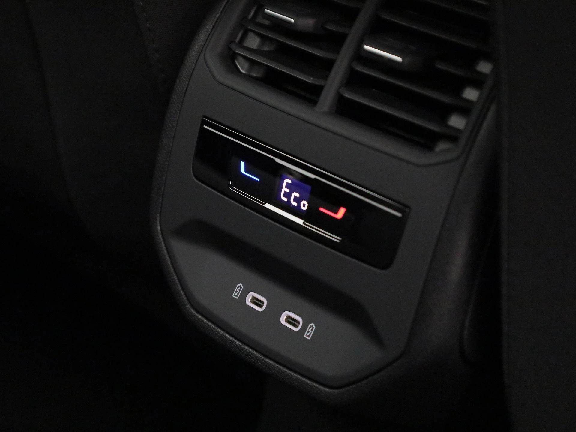 SEAT-Leon-image-32