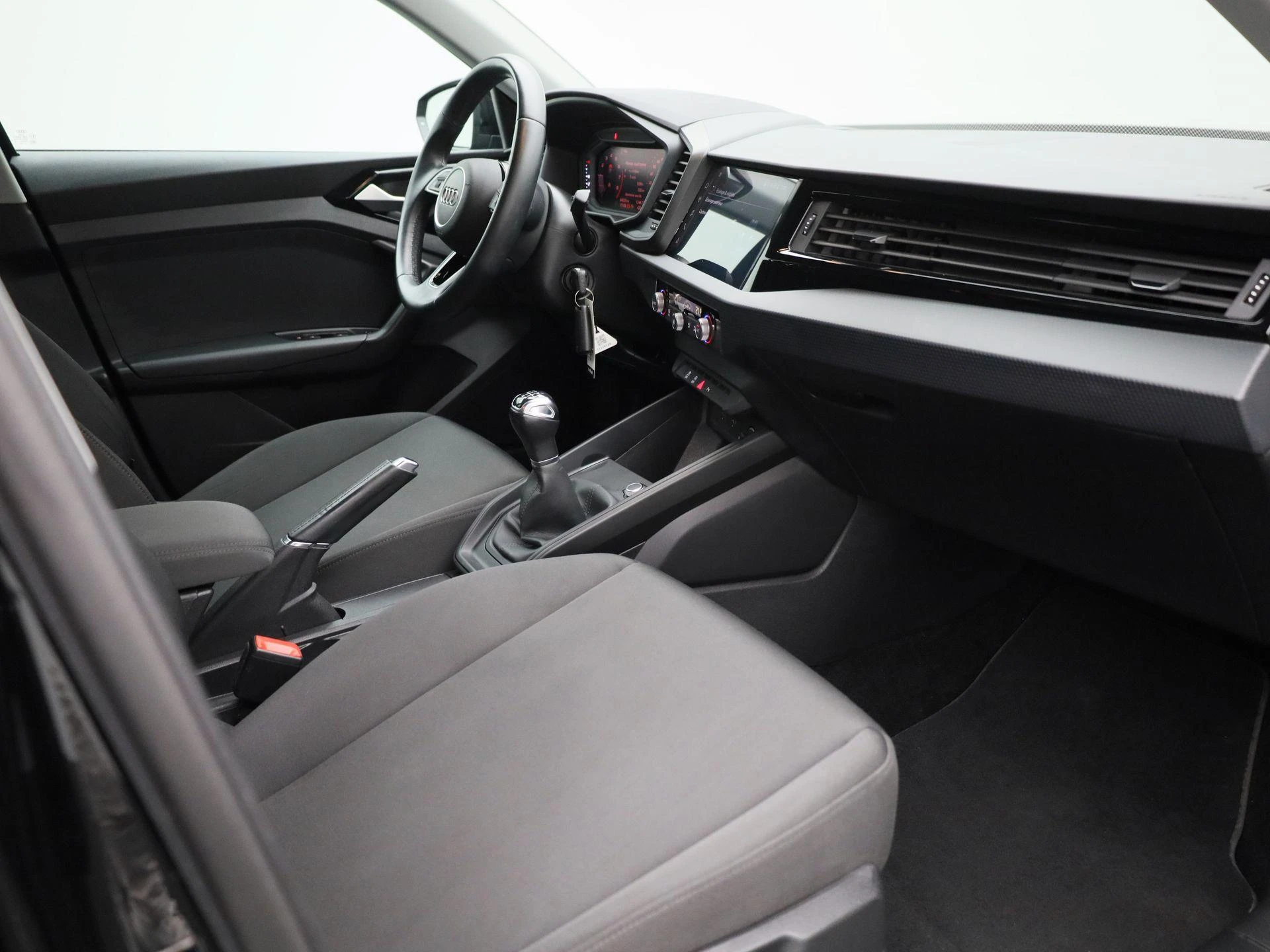 Audi-A1 Sportback-image-35