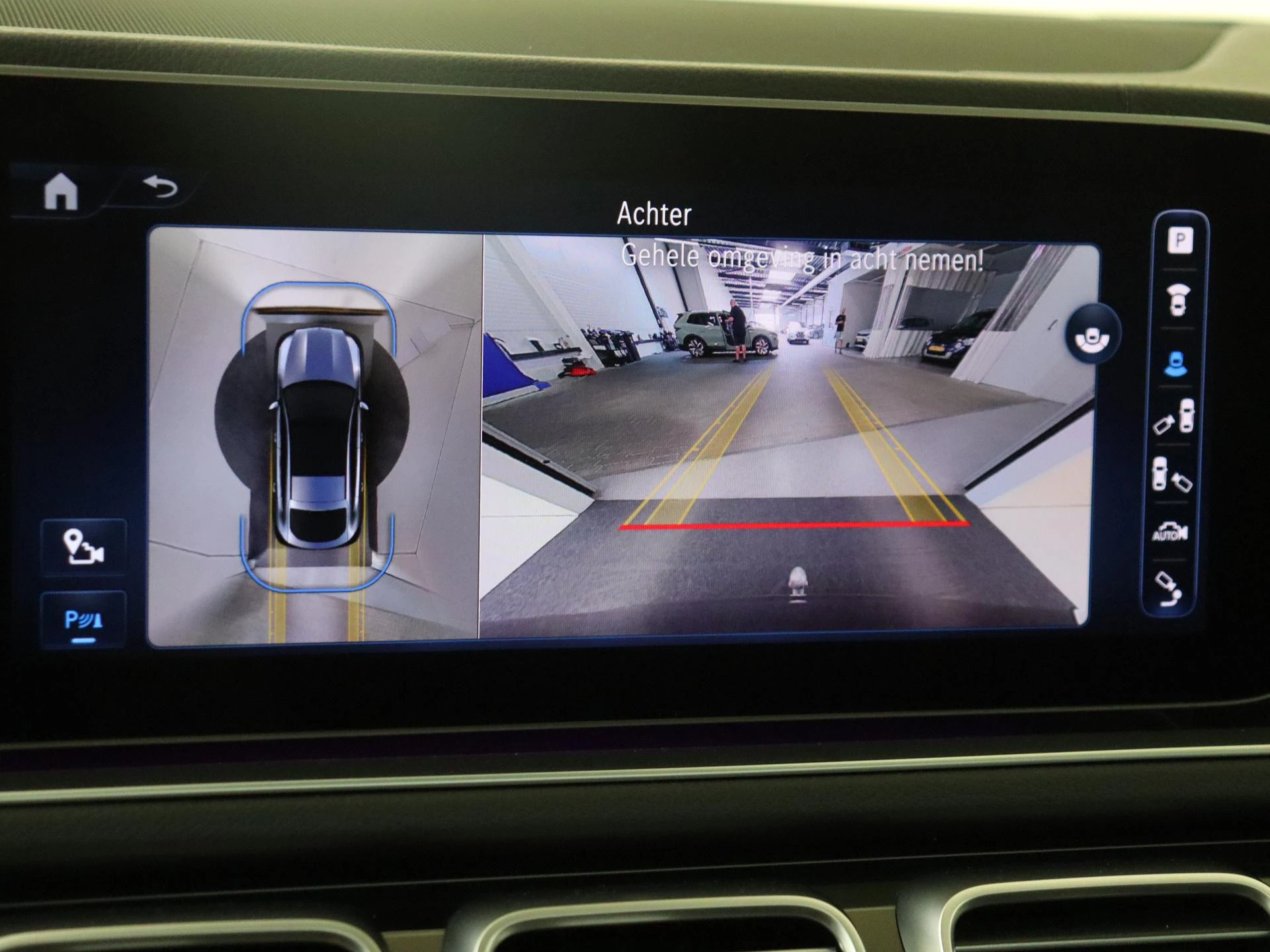 Mercedes-Benz-GLE-image-18