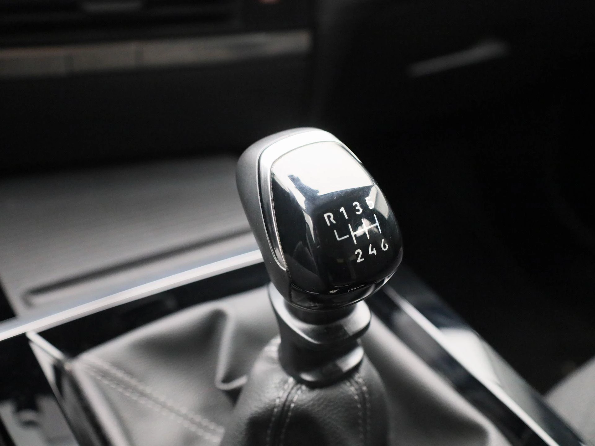 Opel-Astra-image-27