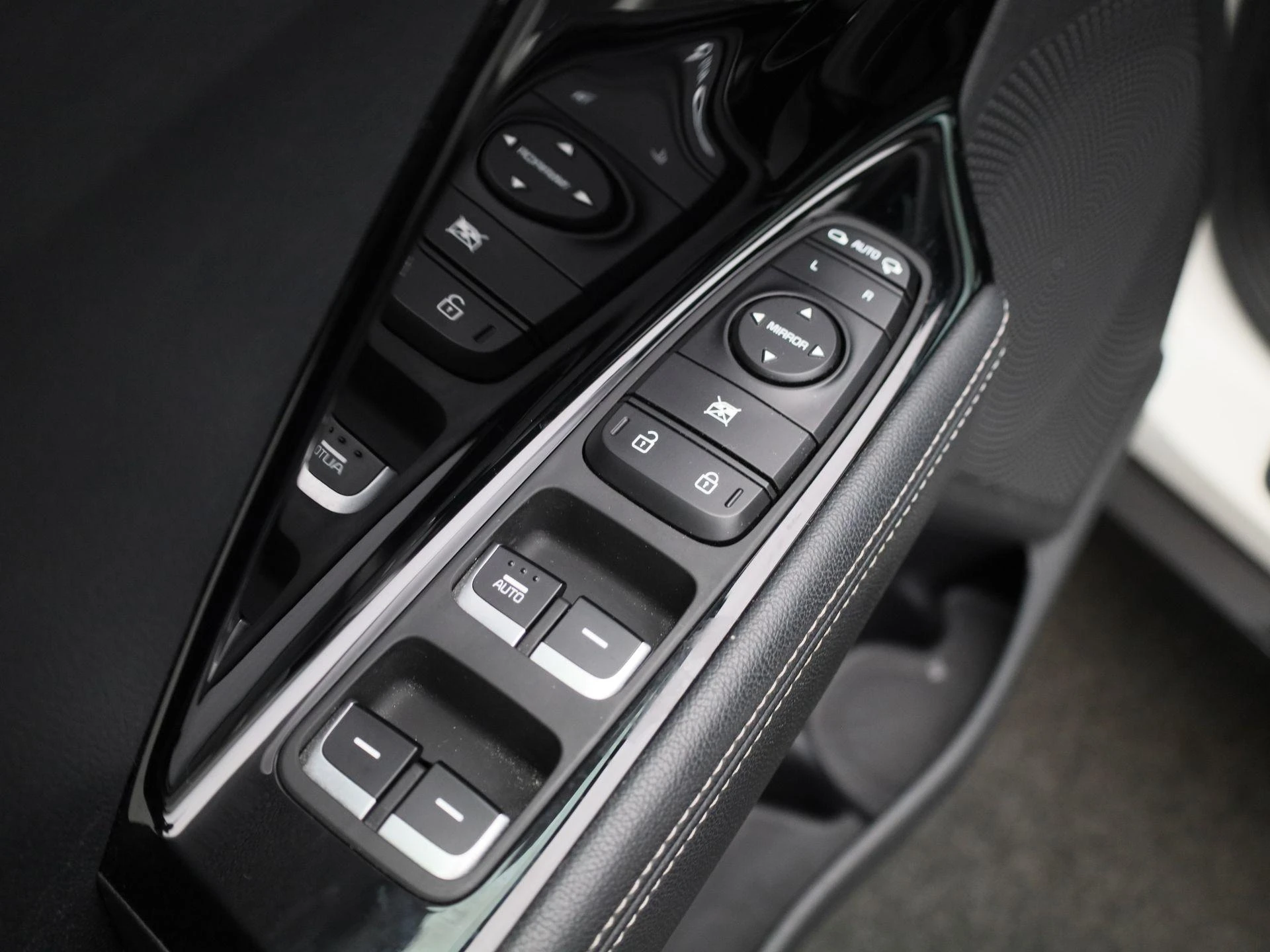 Kia-Niro-image-29