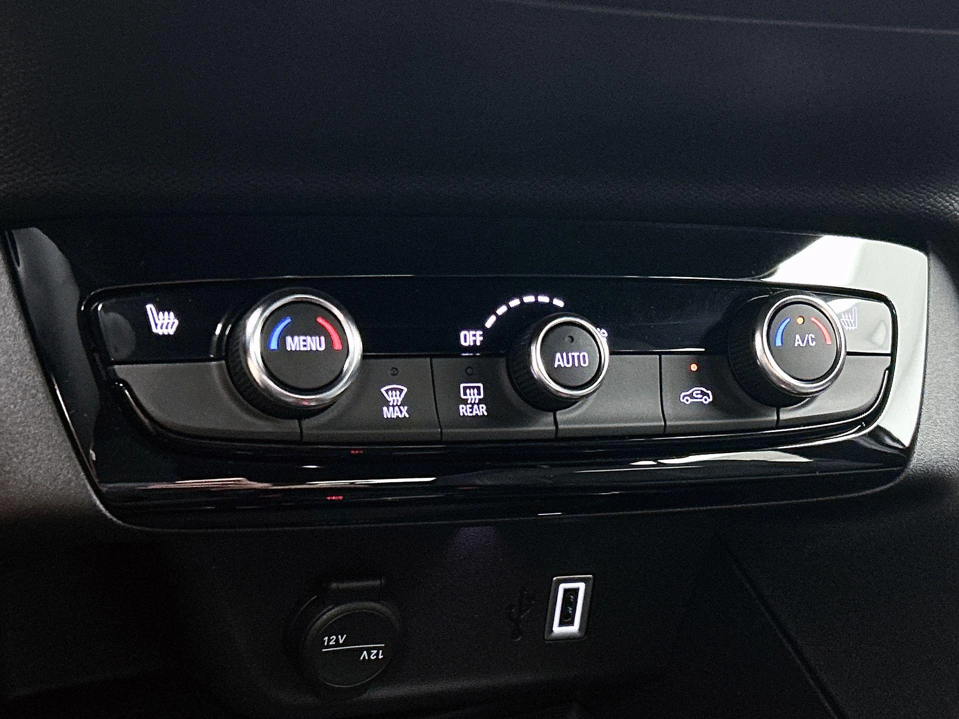 Opel-Corsa-image-15