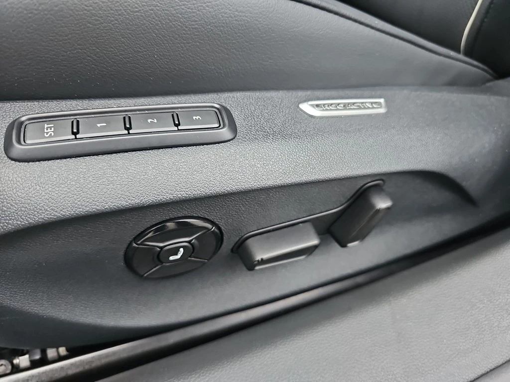Volkswagen Passat Variant 1.5l TSI eHyb. Elegance