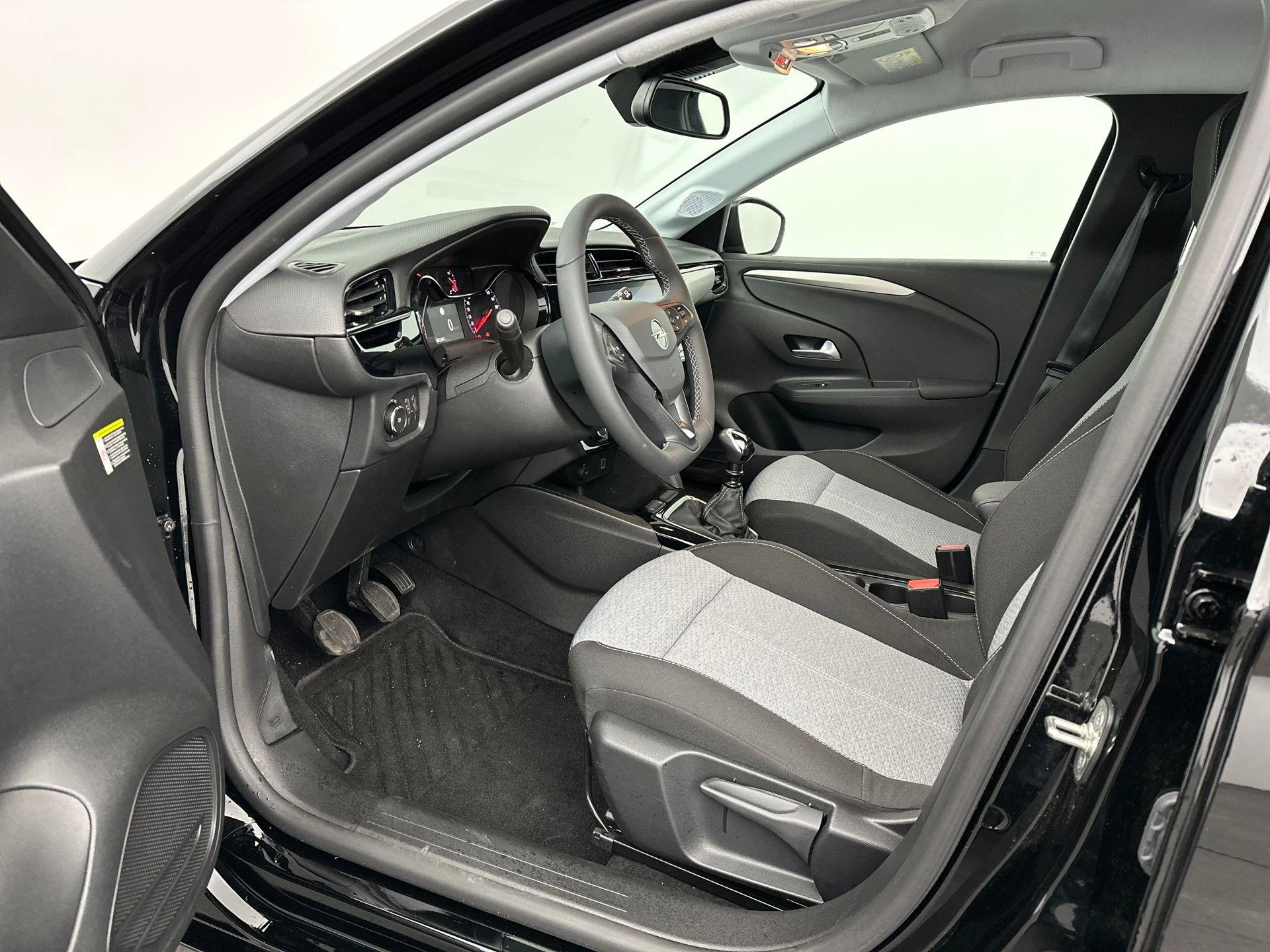 Opel-Corsa-image-10