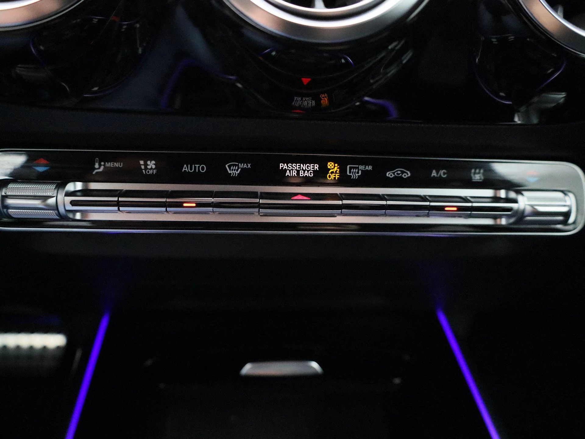 Mercedes-Benz-EQA-image-20