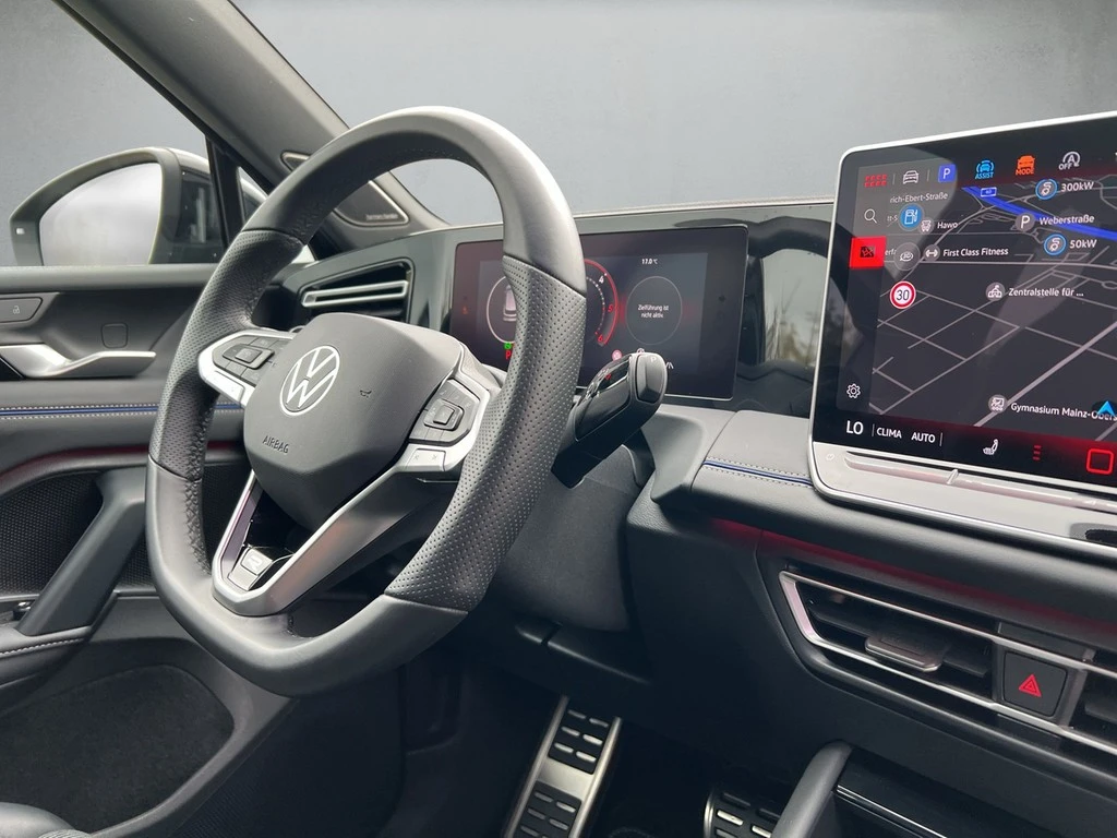 Volkswagen-Tiguan-image-6