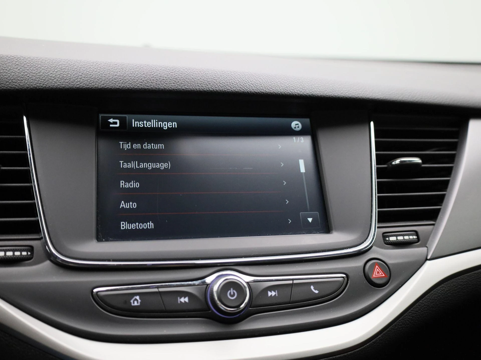 Opel-Astra-image-20