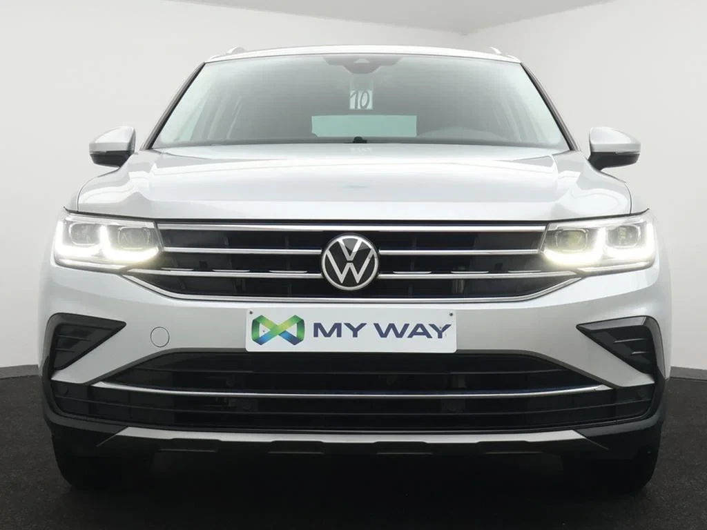 Volkswagen-Tiguan-image-28