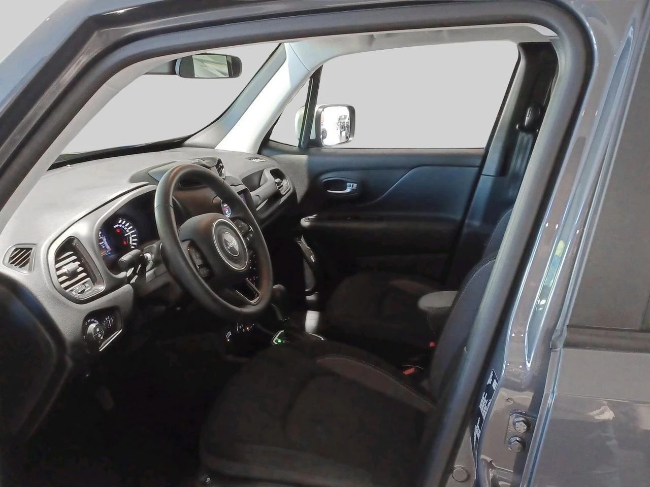 Jeep-Renegade-image-14