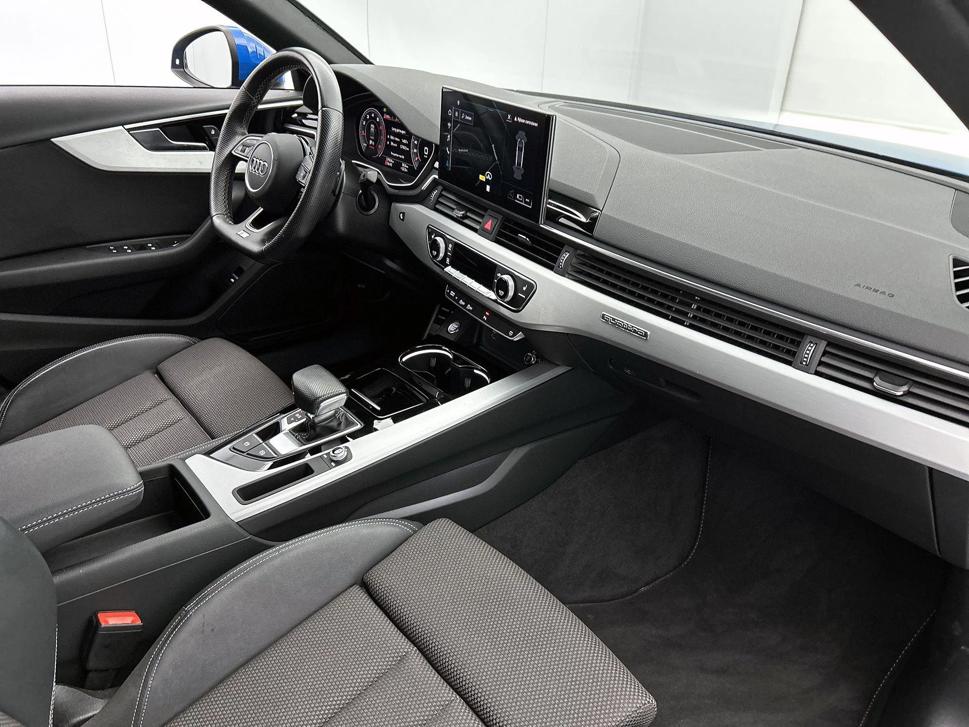Audi A4 Limousine 40 TFSI quattro S edition