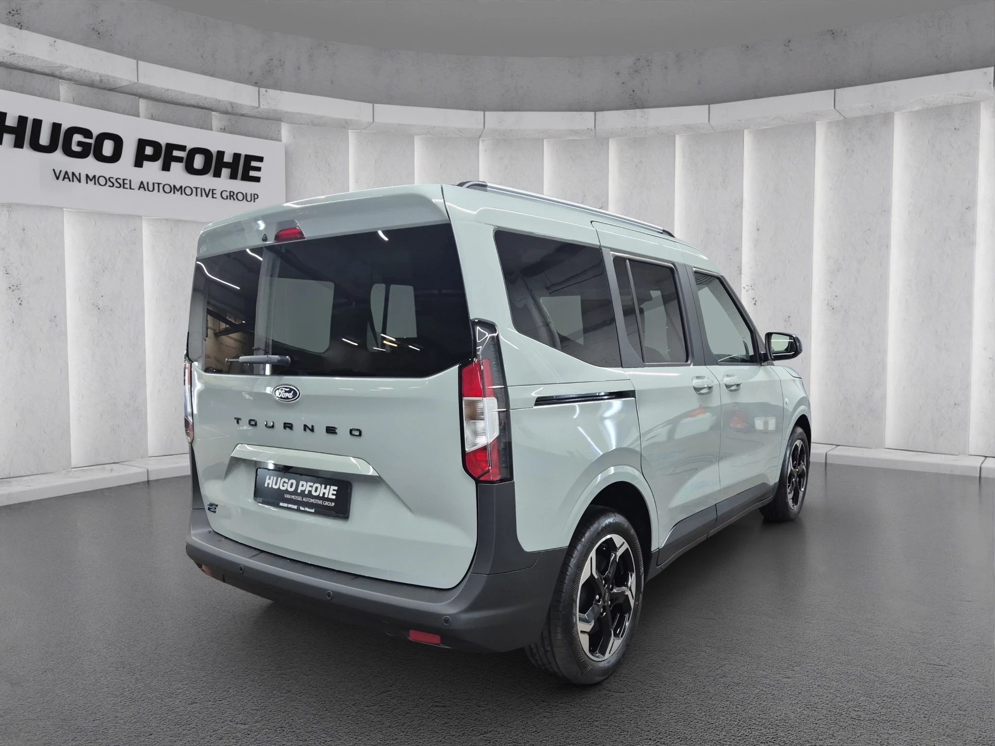 Ford-Tourneo Courier-image-4