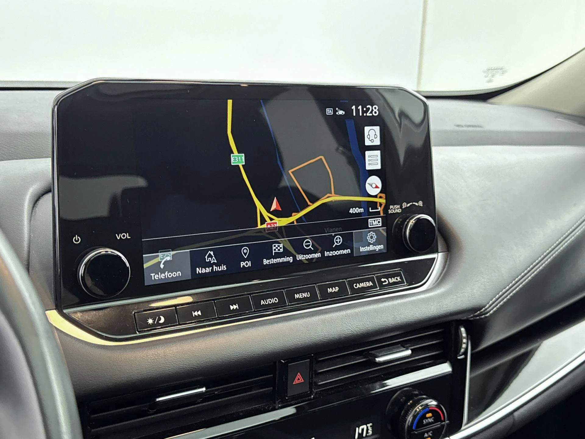 Nissan-QASHQAI-image-9