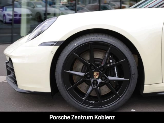 Porsche 911 992 -2 Carrera 4S carrera