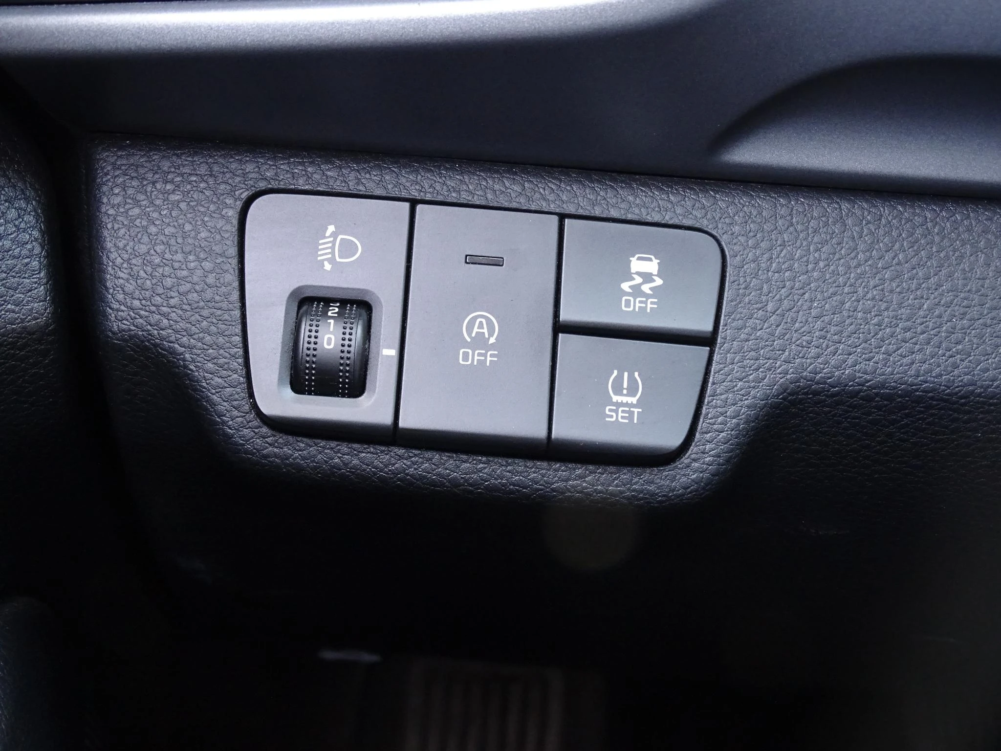 Kia-Stonic-image-25