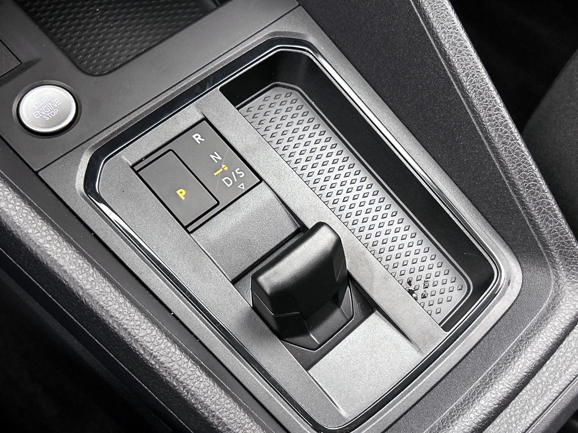 Volkswagen-Caddy-image-12