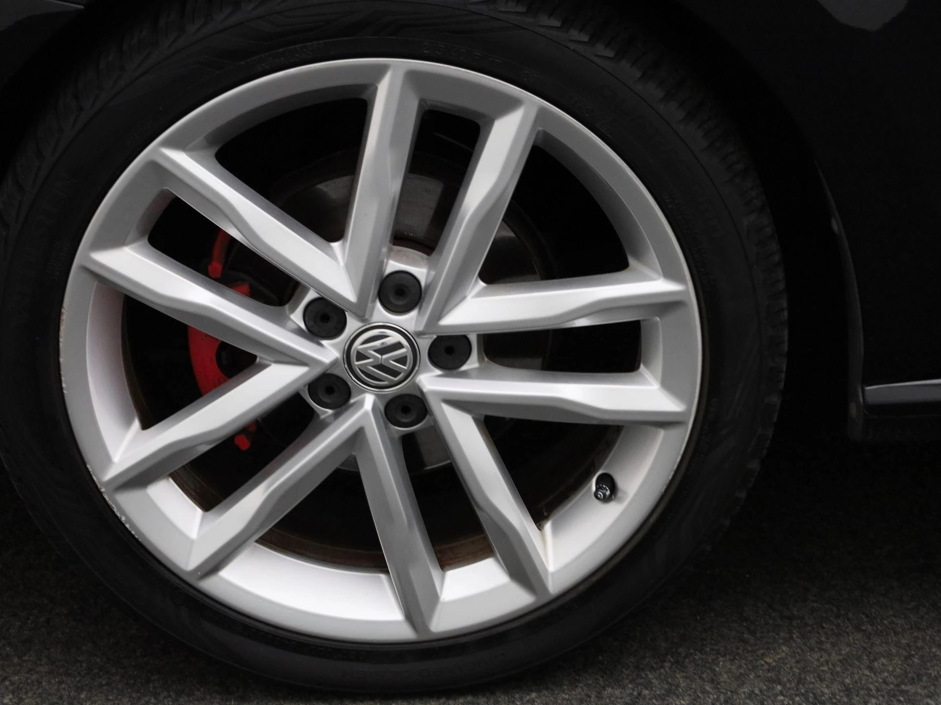 Volkswagen-Polo-image-11