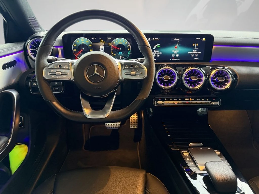 Mercedes-Benz-A-Klasse 250 e-image-10