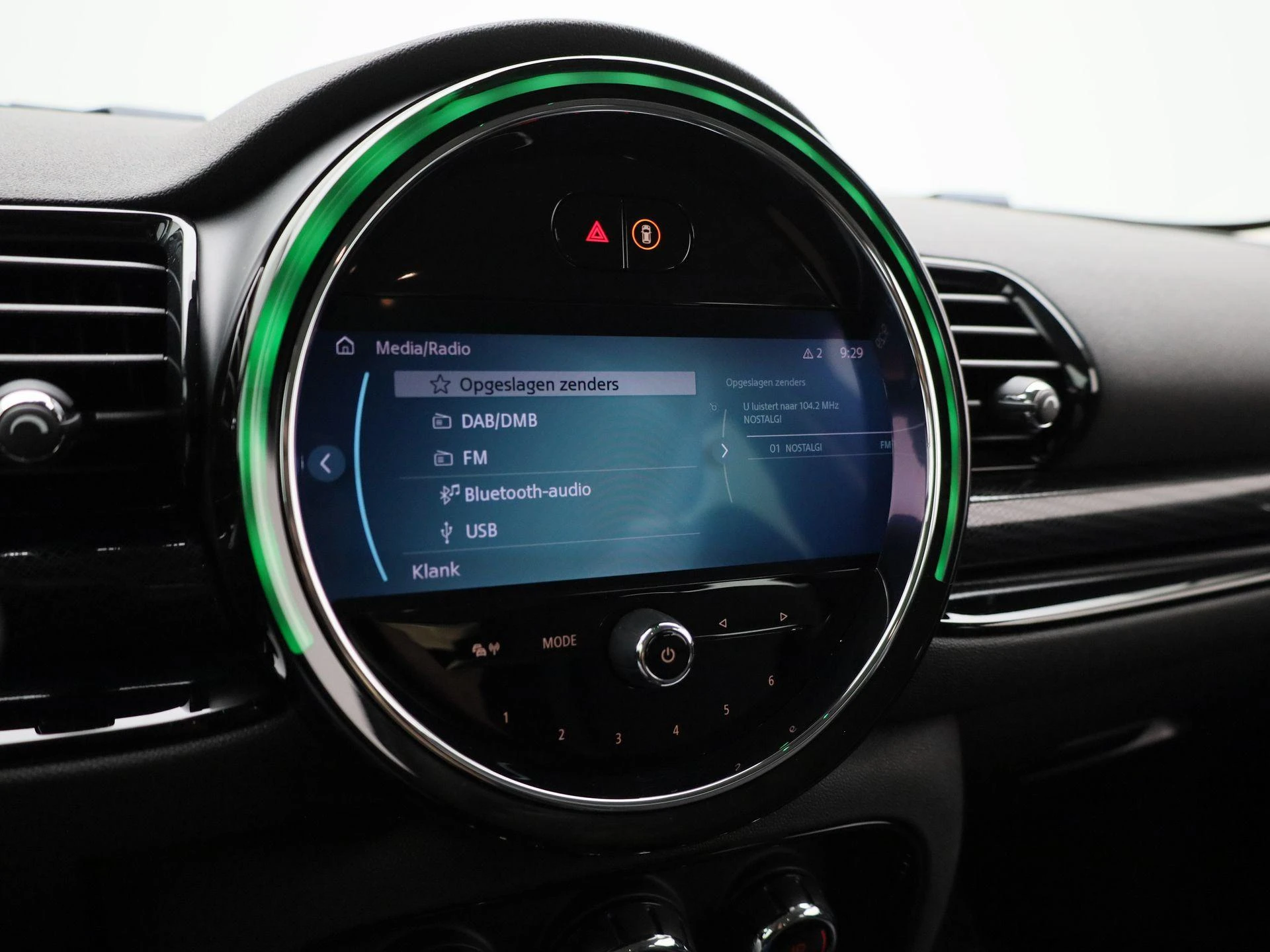 MINI-Clubman-image-26