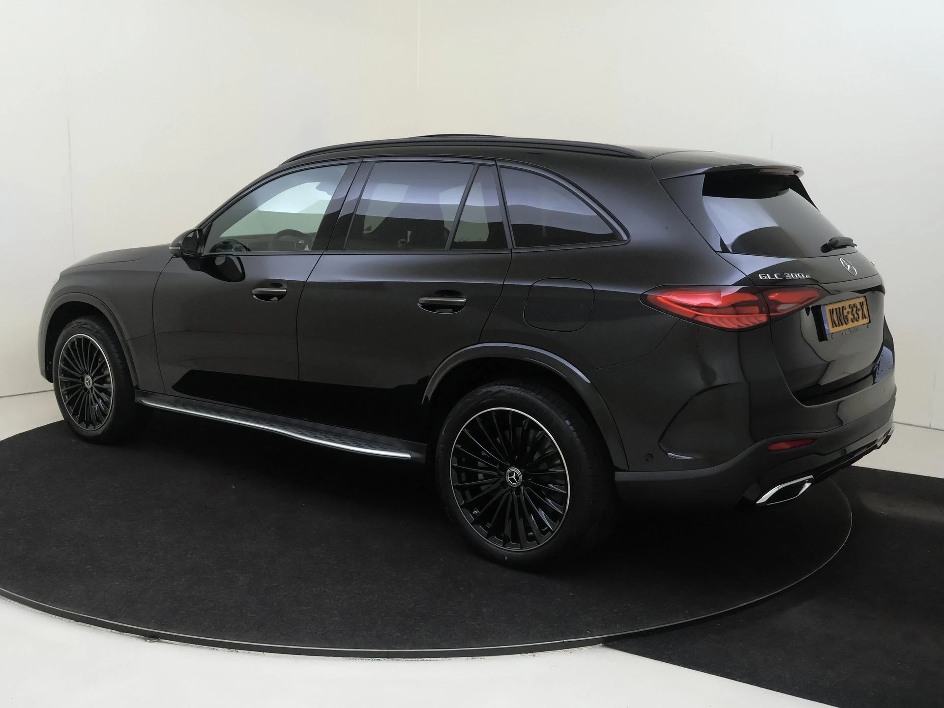 Mercedes-Benz GLC 300e 4MATIC Business Solution AMG