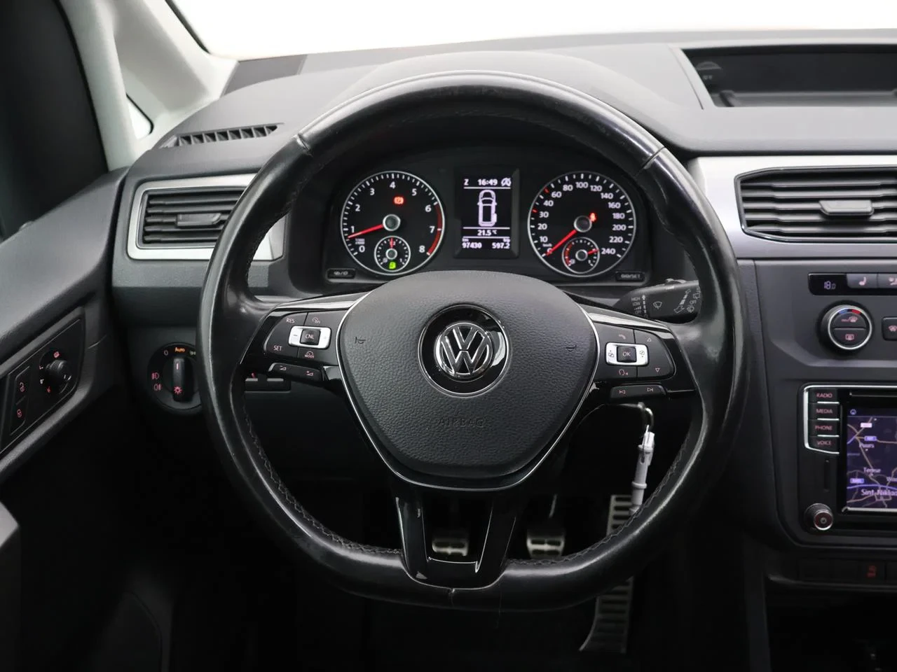 Volkswagen-Caddy-image-19