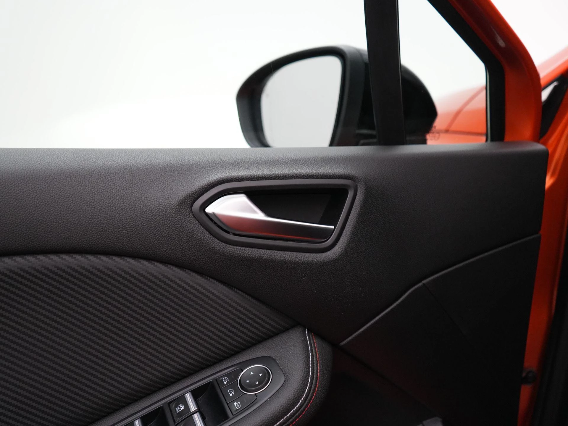 Renault Clio 1.6 E-Tech Hybrid 140 Initiale Paris