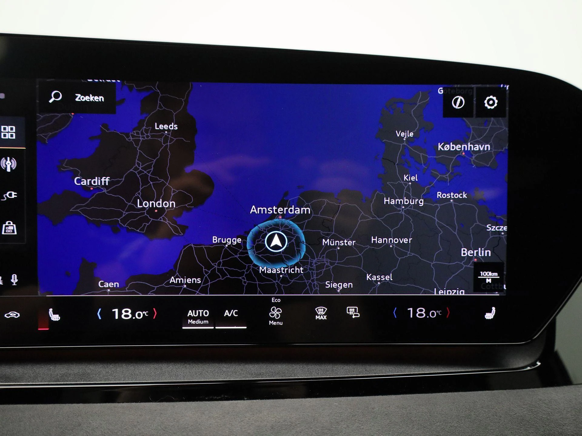 Audi-Q6 e-tron-image-25