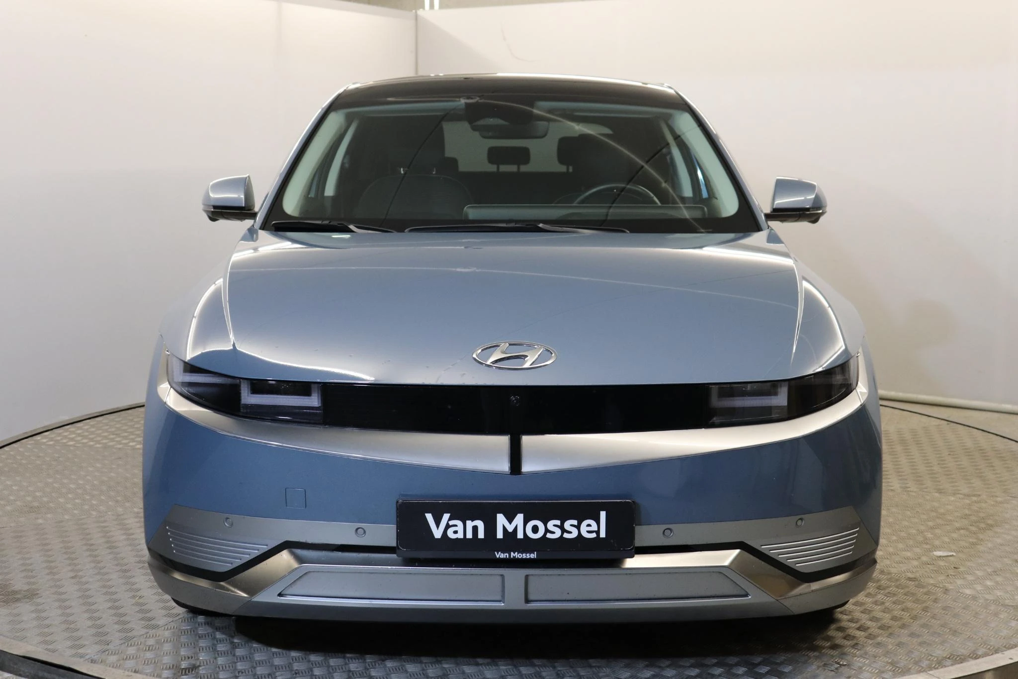 Hyundai-IONIQ-image-1