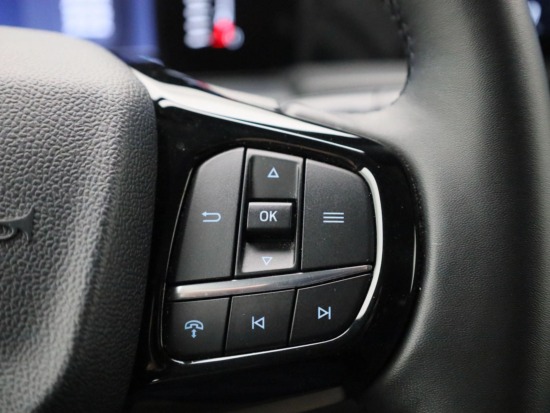 Ford-Transit Custom-image-23