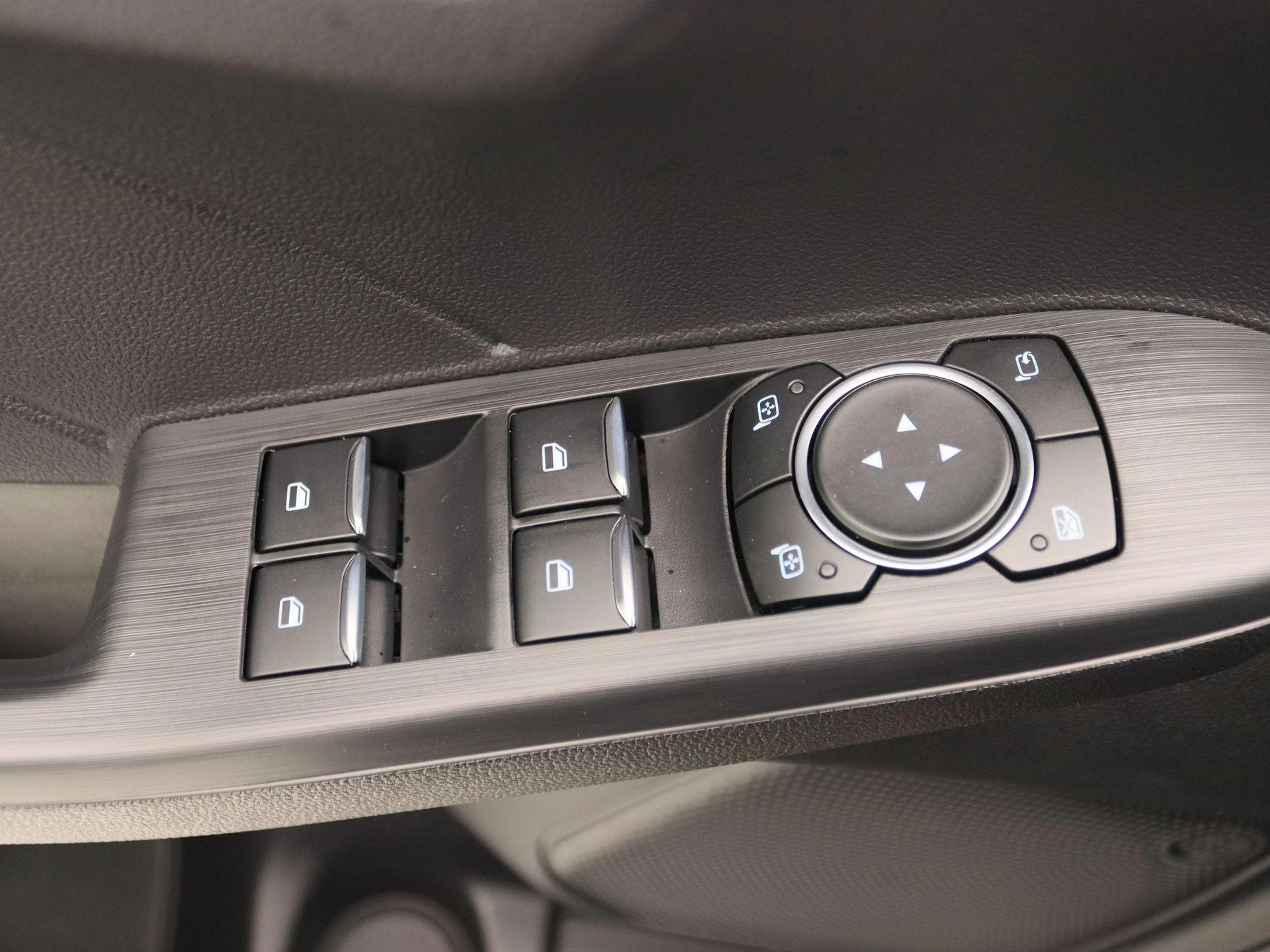 Ford-Kuga-image-22