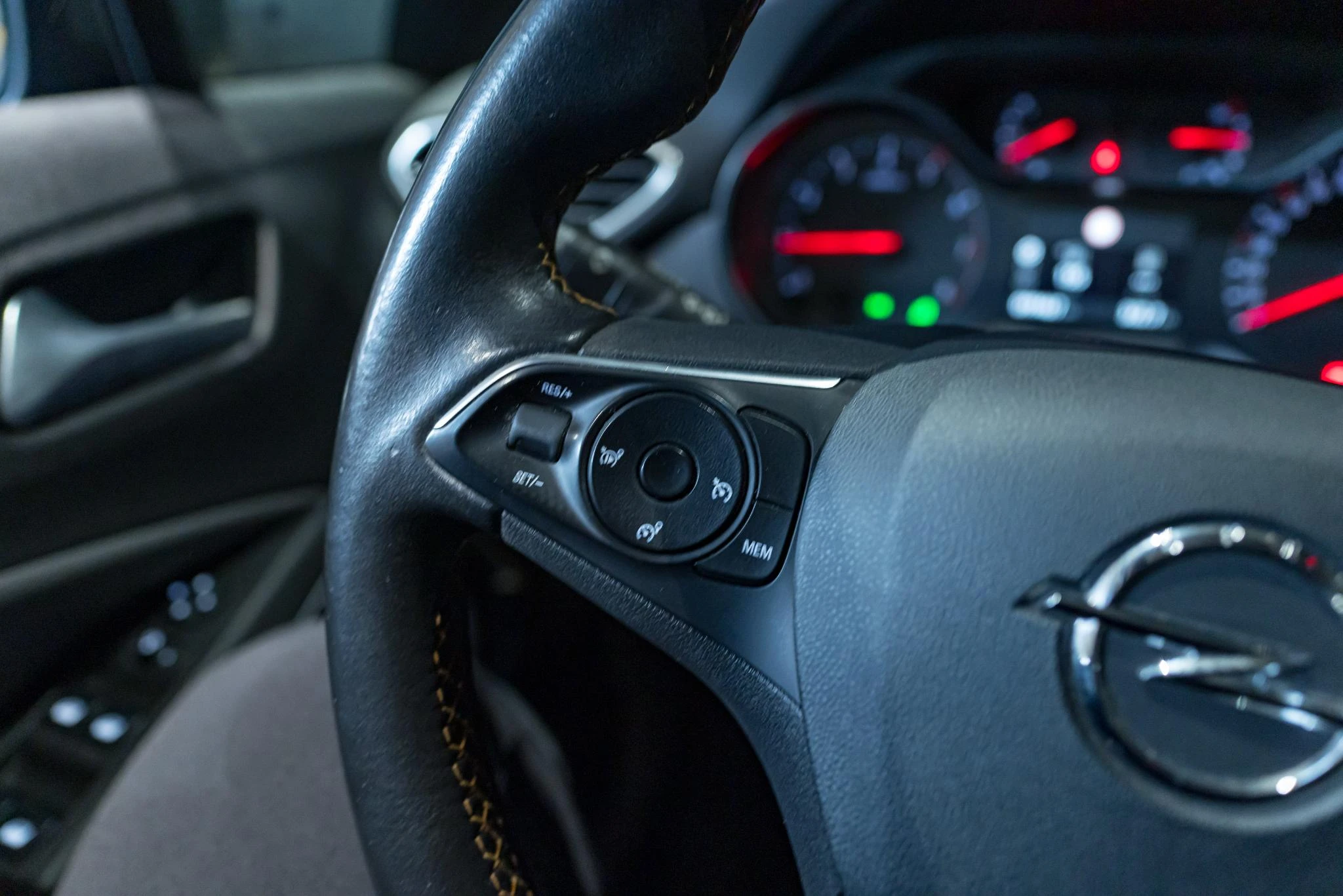 Opel-Crossland X-image-5