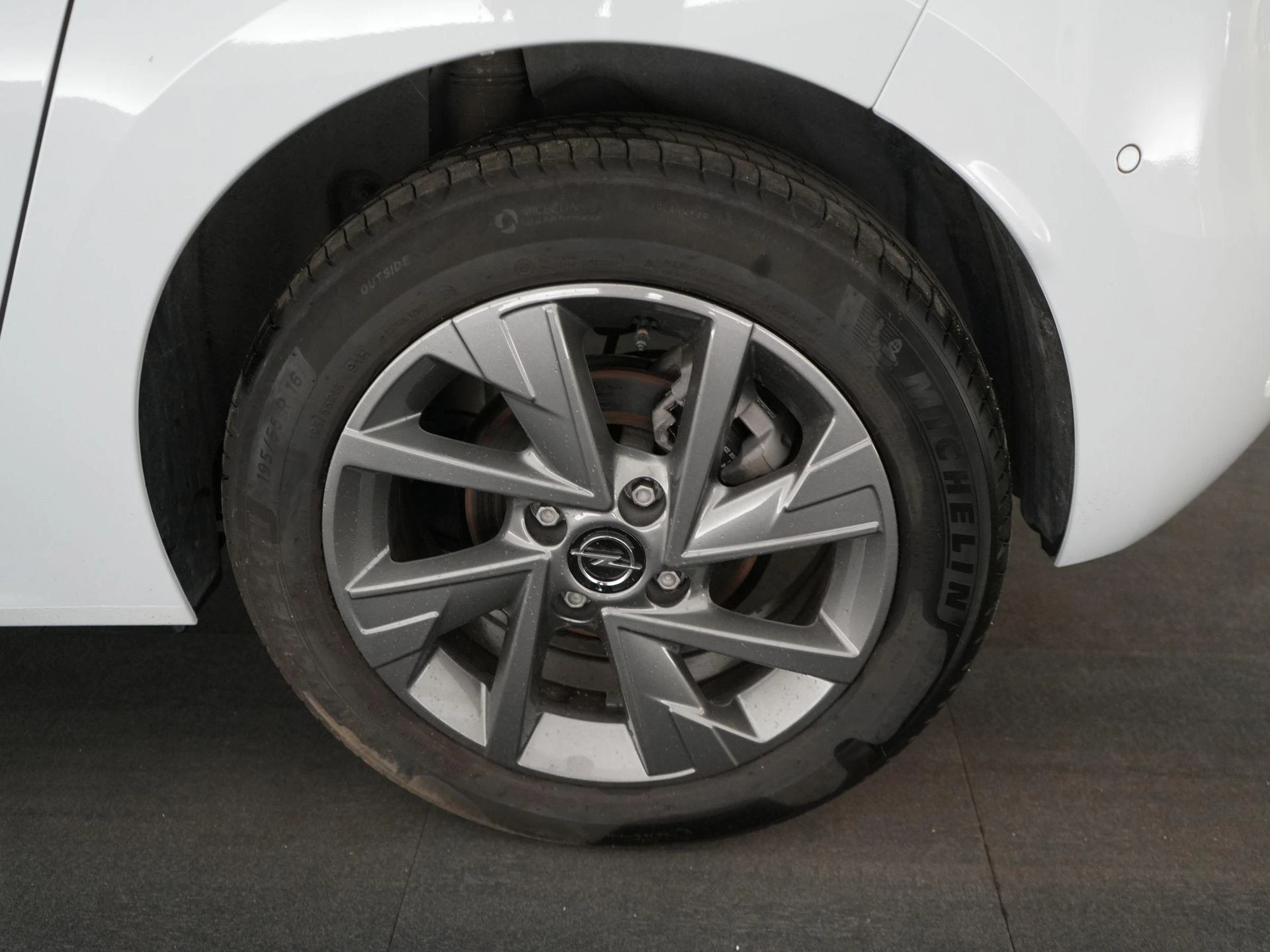 Opel-Corsa-image-13