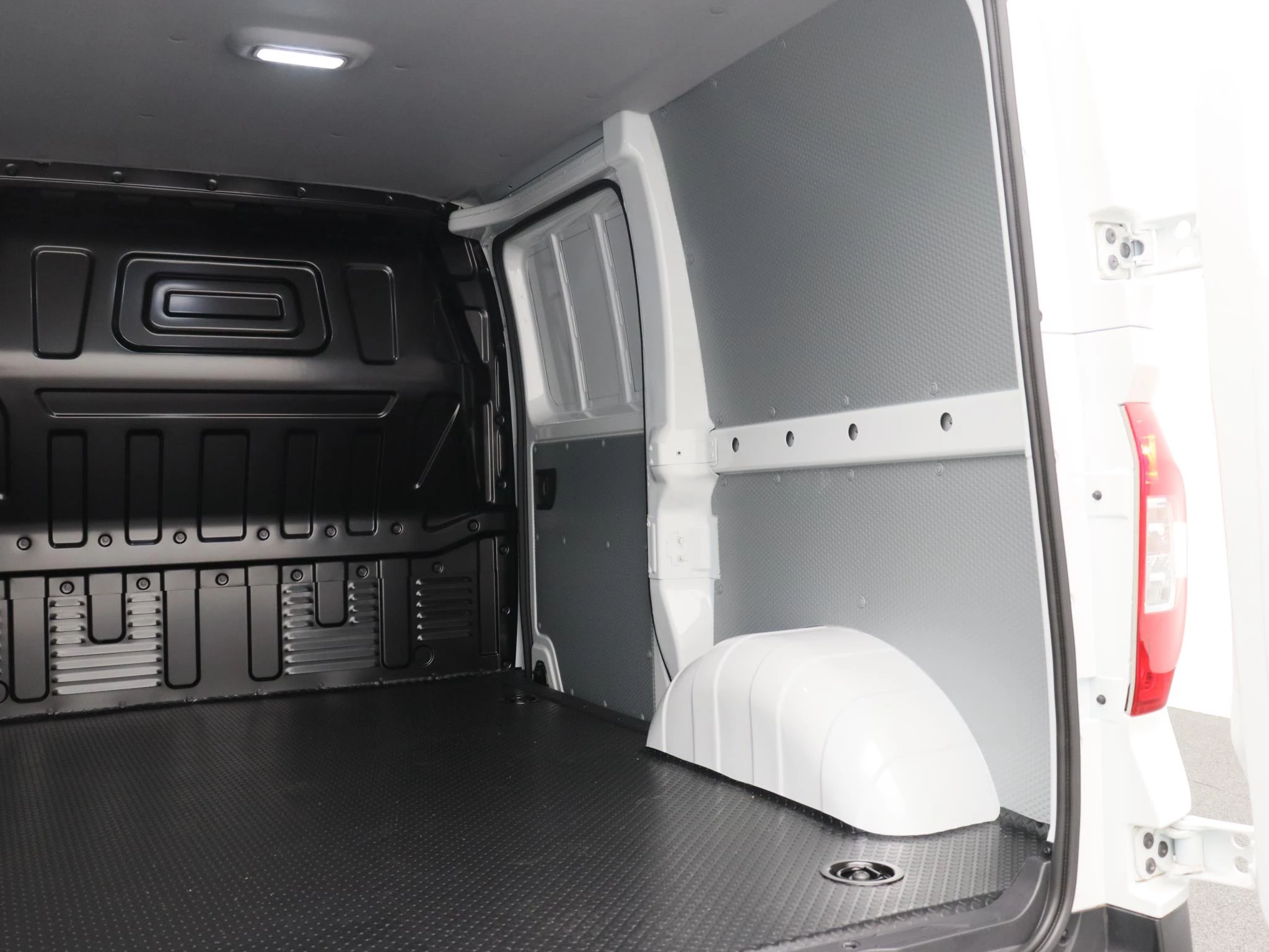 Maxus-eDeliver3-image-43