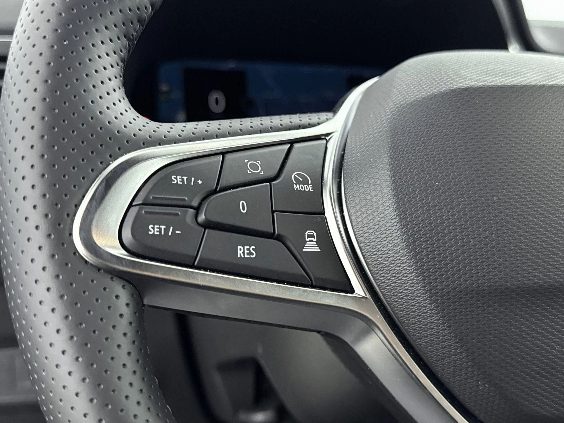 Renault-Captur-image-5