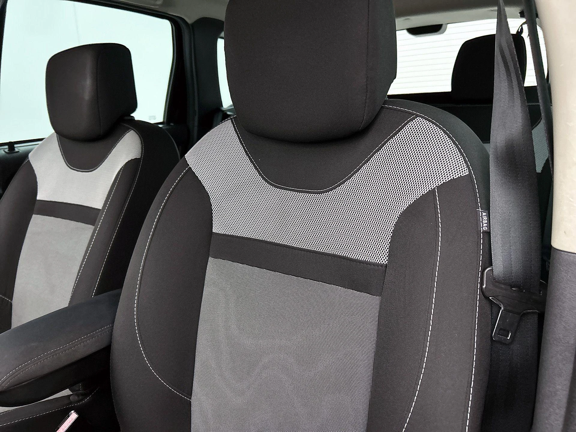 Dacia-Duster-image-15