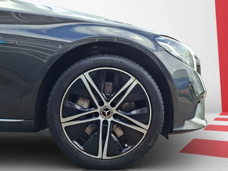 Mercedes-Benz C-Klasse 300 de T AVANTGARDE PANO LED KAMERA SHZ PDC AVANTGARDE
