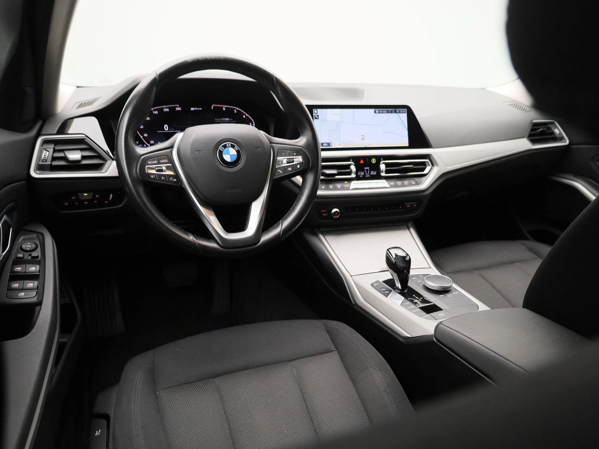 BMW-3 Serie-image-6