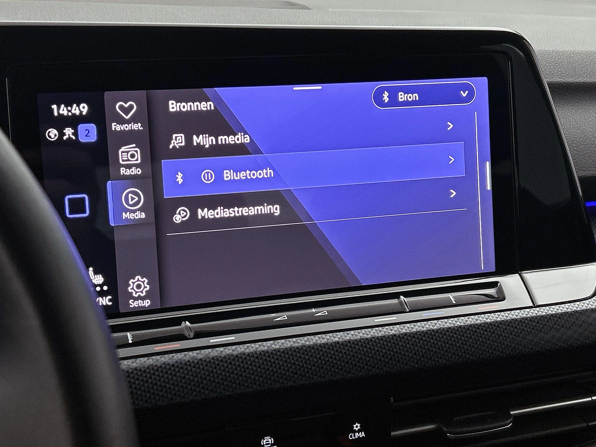 Volkswagen-Golf-image-6