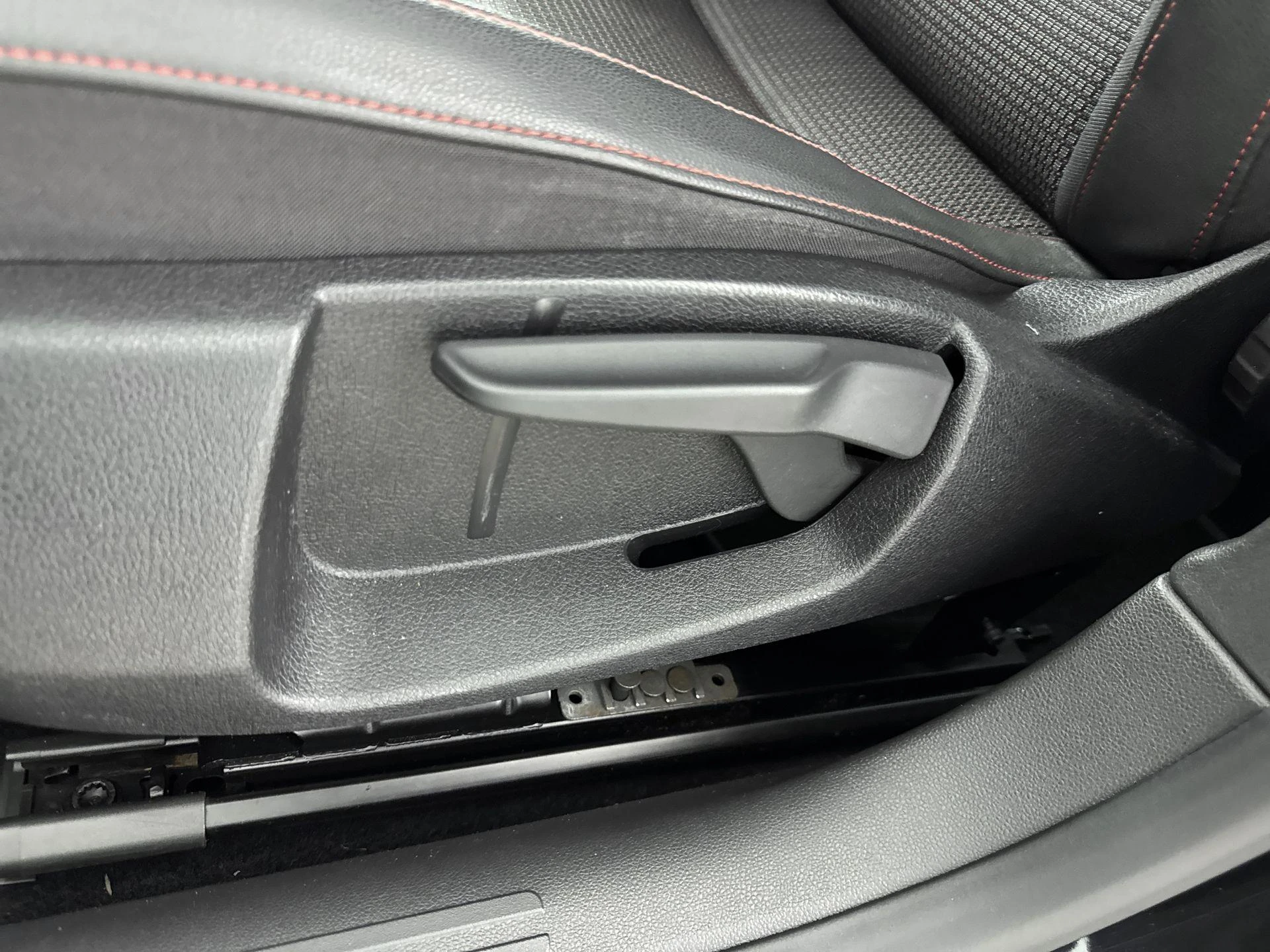 SEAT-Leon-image-17