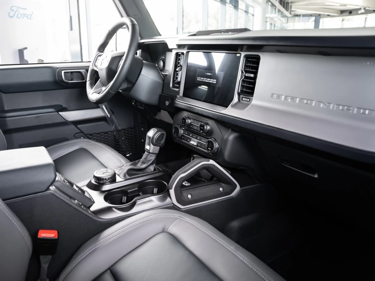 Ford-Bronco-image-23