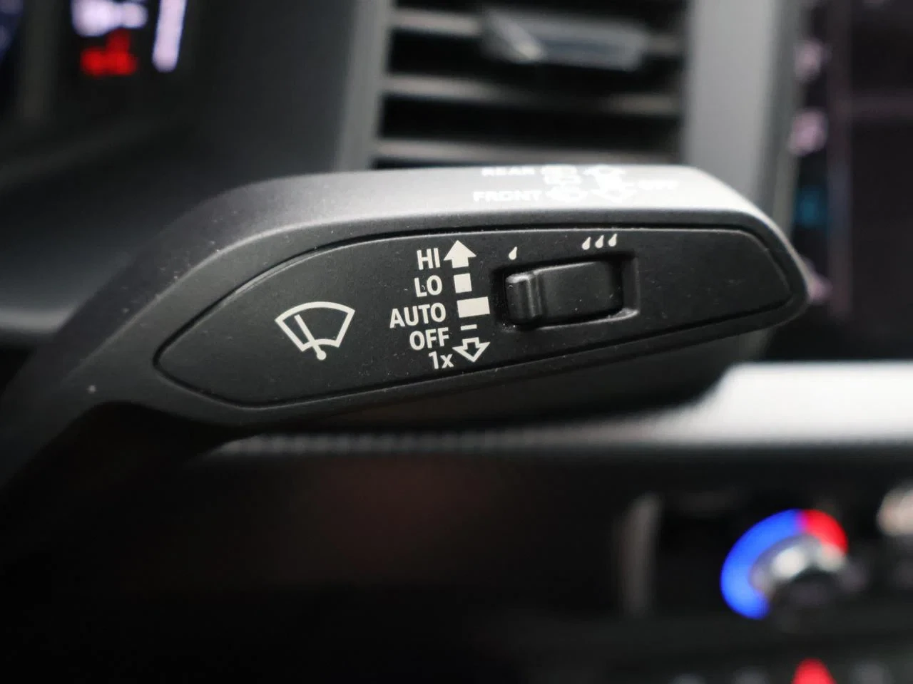 Audi-A1 Sportback-image-12