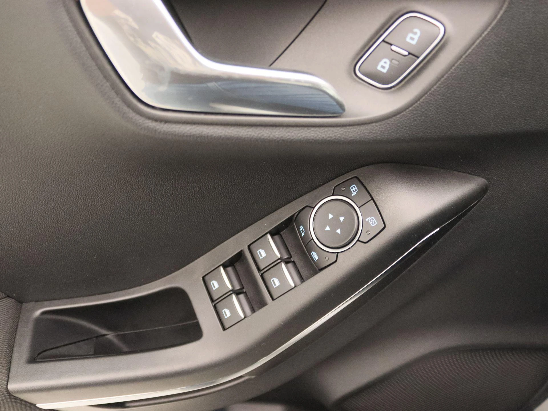 Ford-Puma-image-22