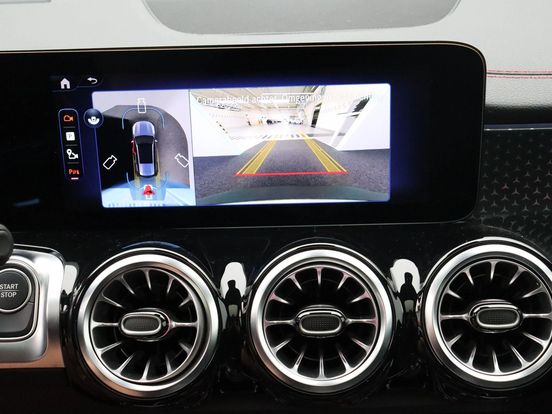 Mercedes-Benz EQB 250+ Business Star Edition + PANO DAK + BURMESTER + HEAD UP + MEMORY +