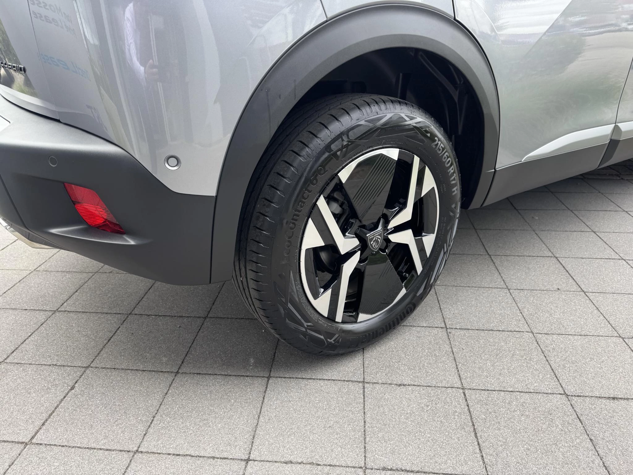 Peugeot-2008-image-12
