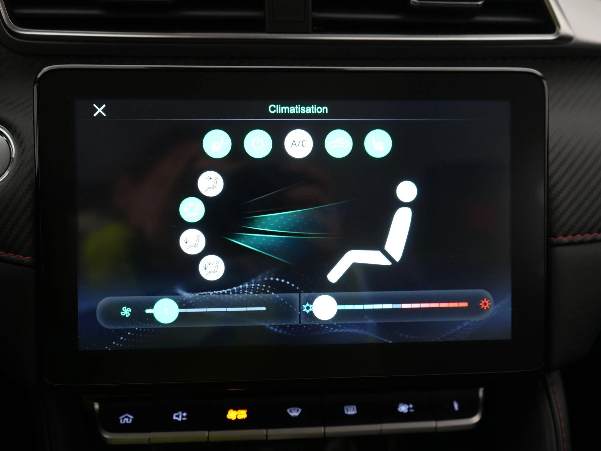 MG ZS ICE 1.0 AT LUXURY FWD