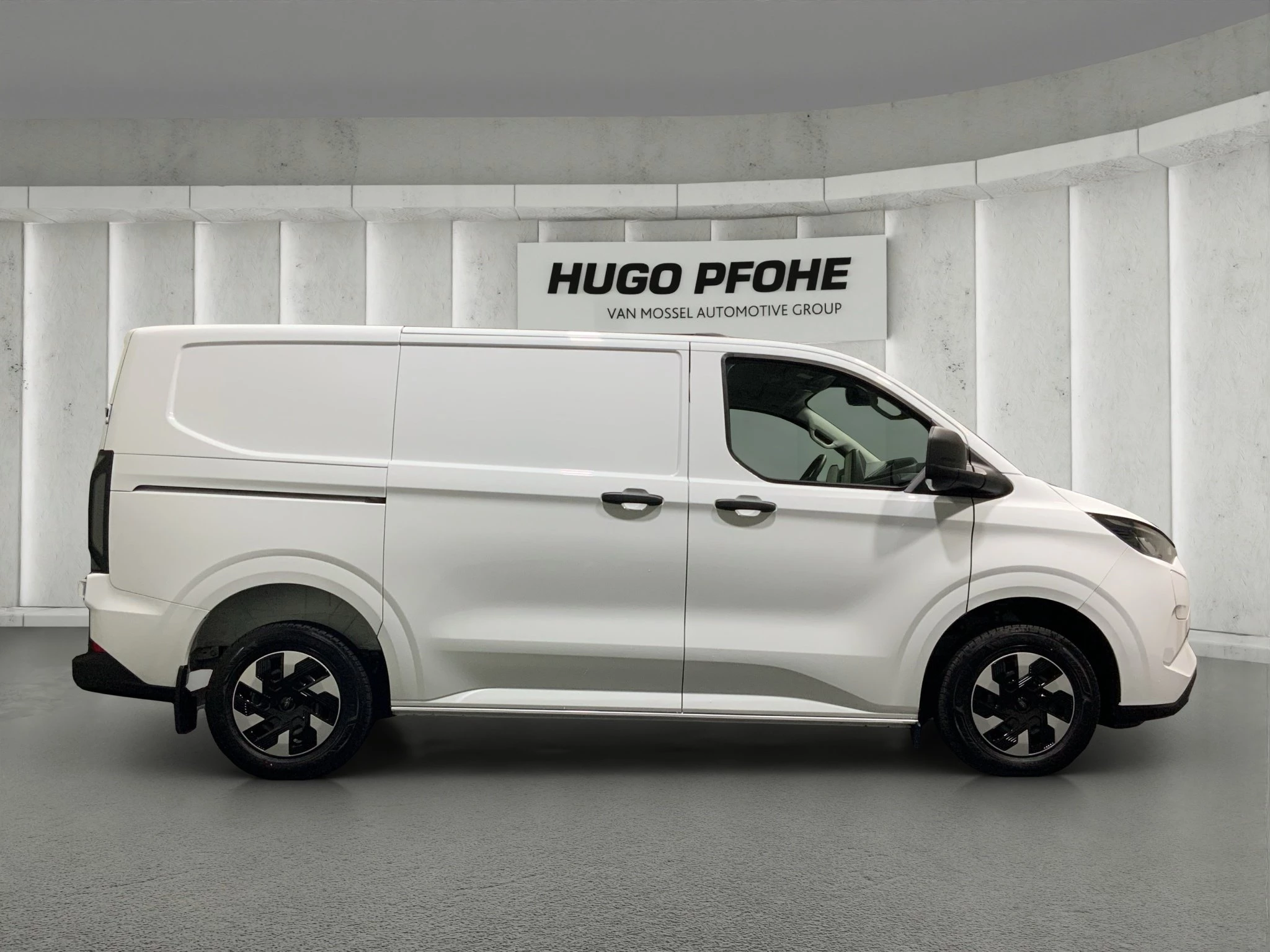 Ford Transit Custom Trend 2.5 Duratec PHEV 320 L1 CVT Kasten-LKW *Lieferung ab September 2026*