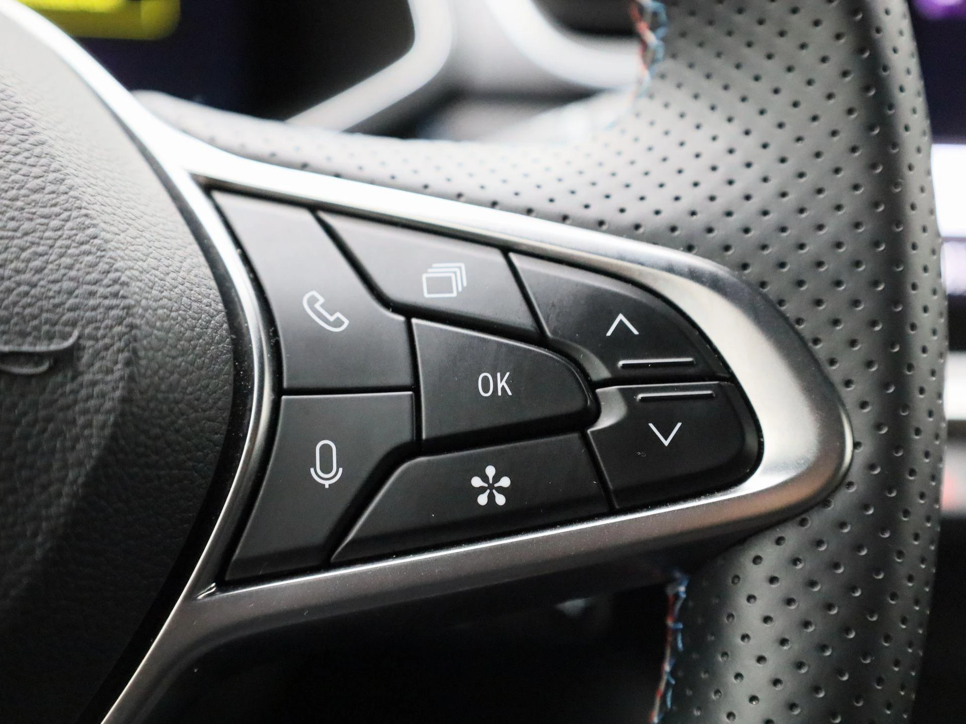 Renault-Captur-image-22