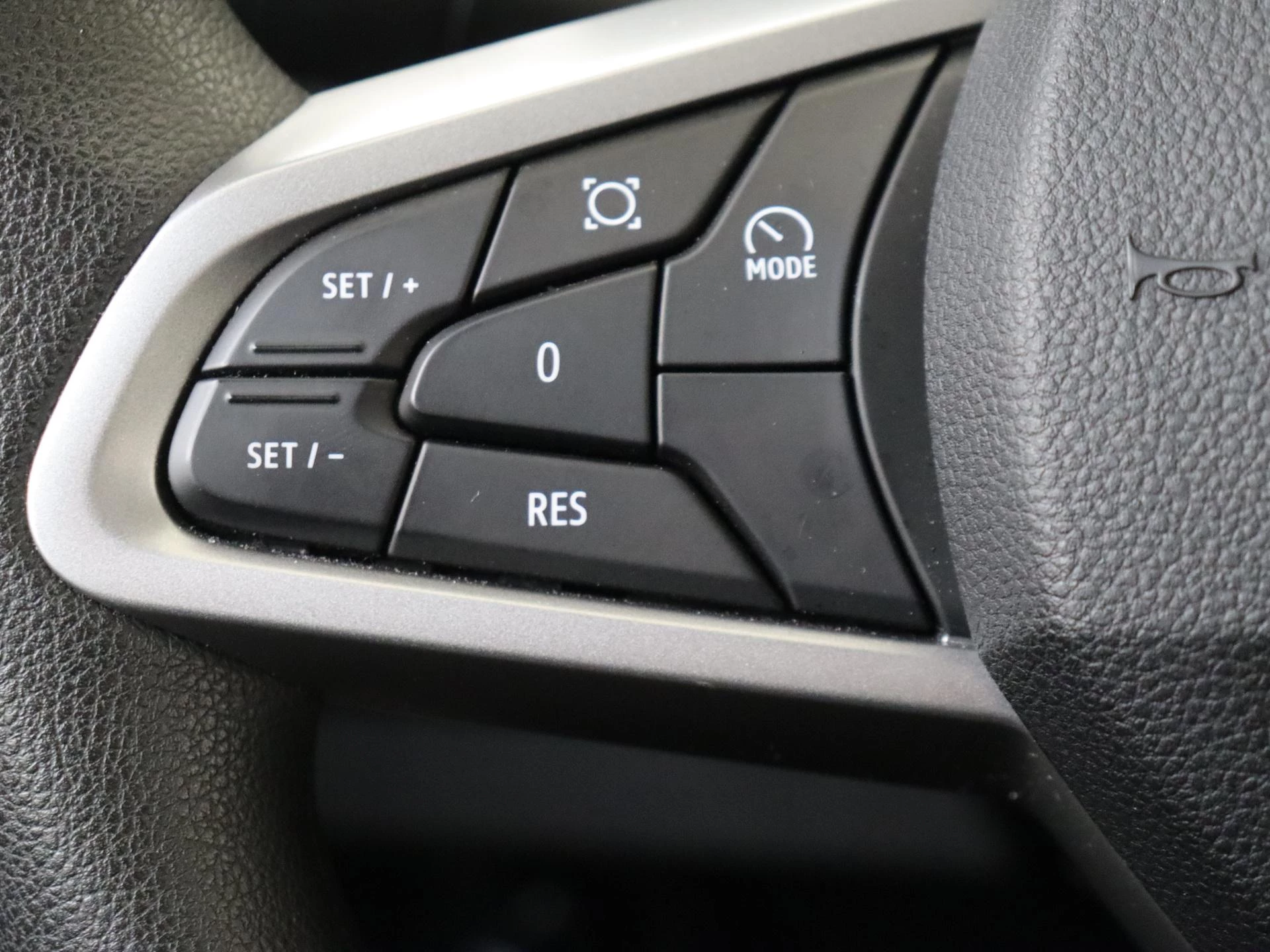 Dacia-Spring-image-15