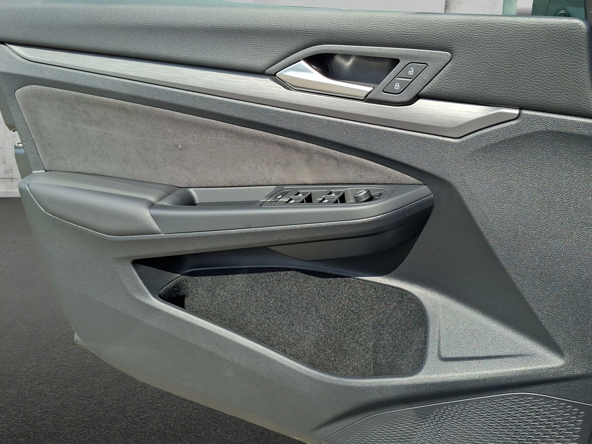 Volkswagen Golf Style VIII 2.0 TDI Aut. | LED | ACC | SHZ | Massagesitz | LMF | Navi