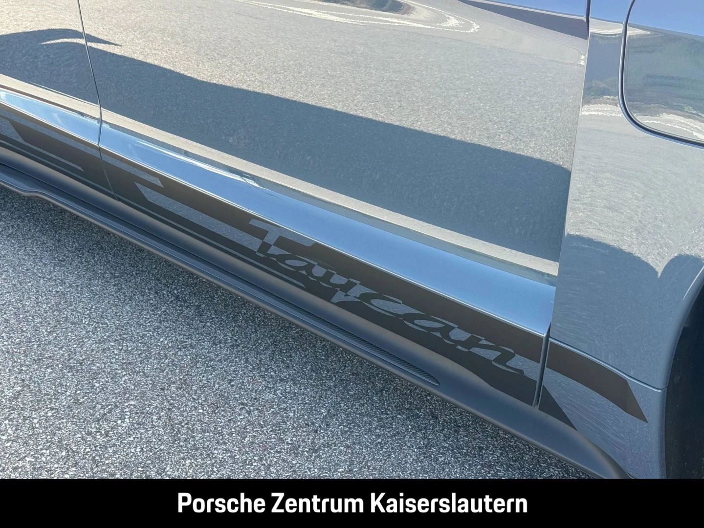 Porsche-Taycan-image-18